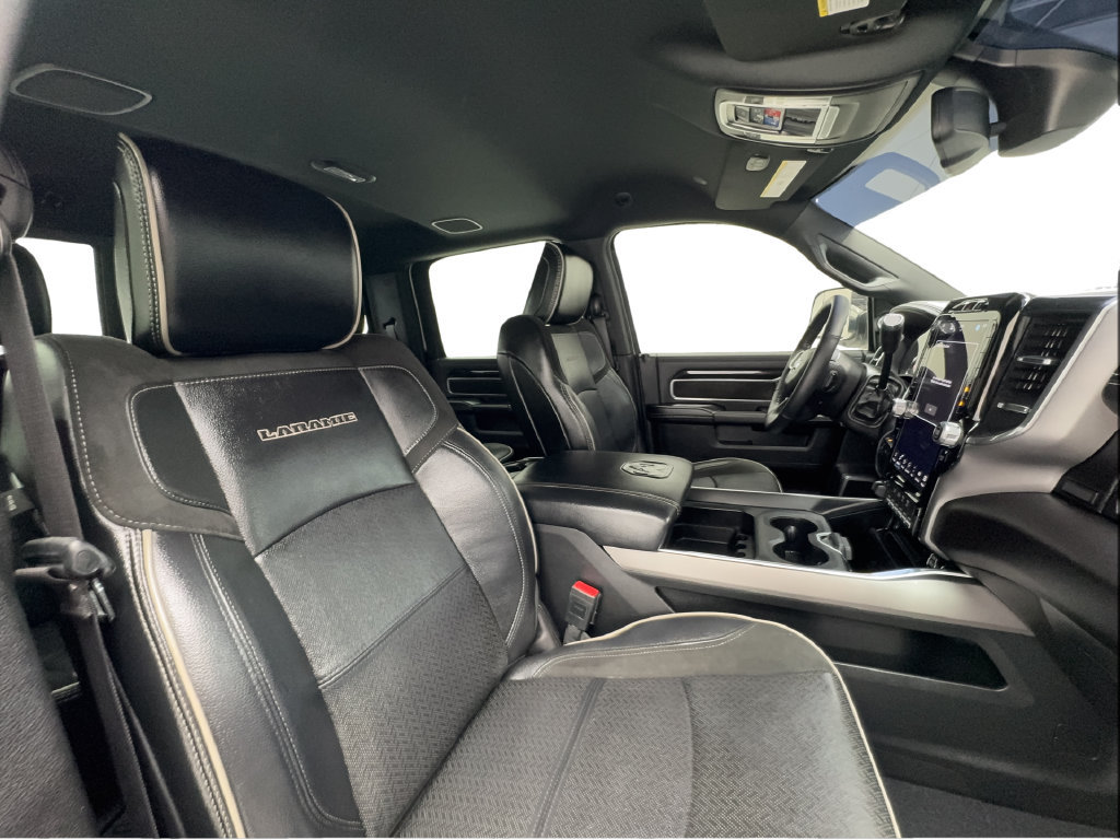 Used 2022 RAM 2500 Laramie AWD/4WD image 33