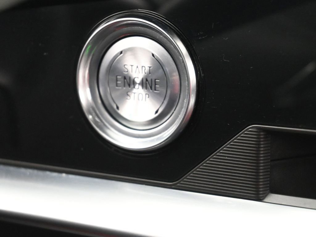 Used 2024 Chevrolet Corvette Stingray Convertible w/ 1LT image 30