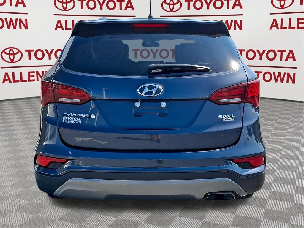 Used 2018 Hyundai Santa Fe Sport w/ Cargo Package AWD/4WD image 5