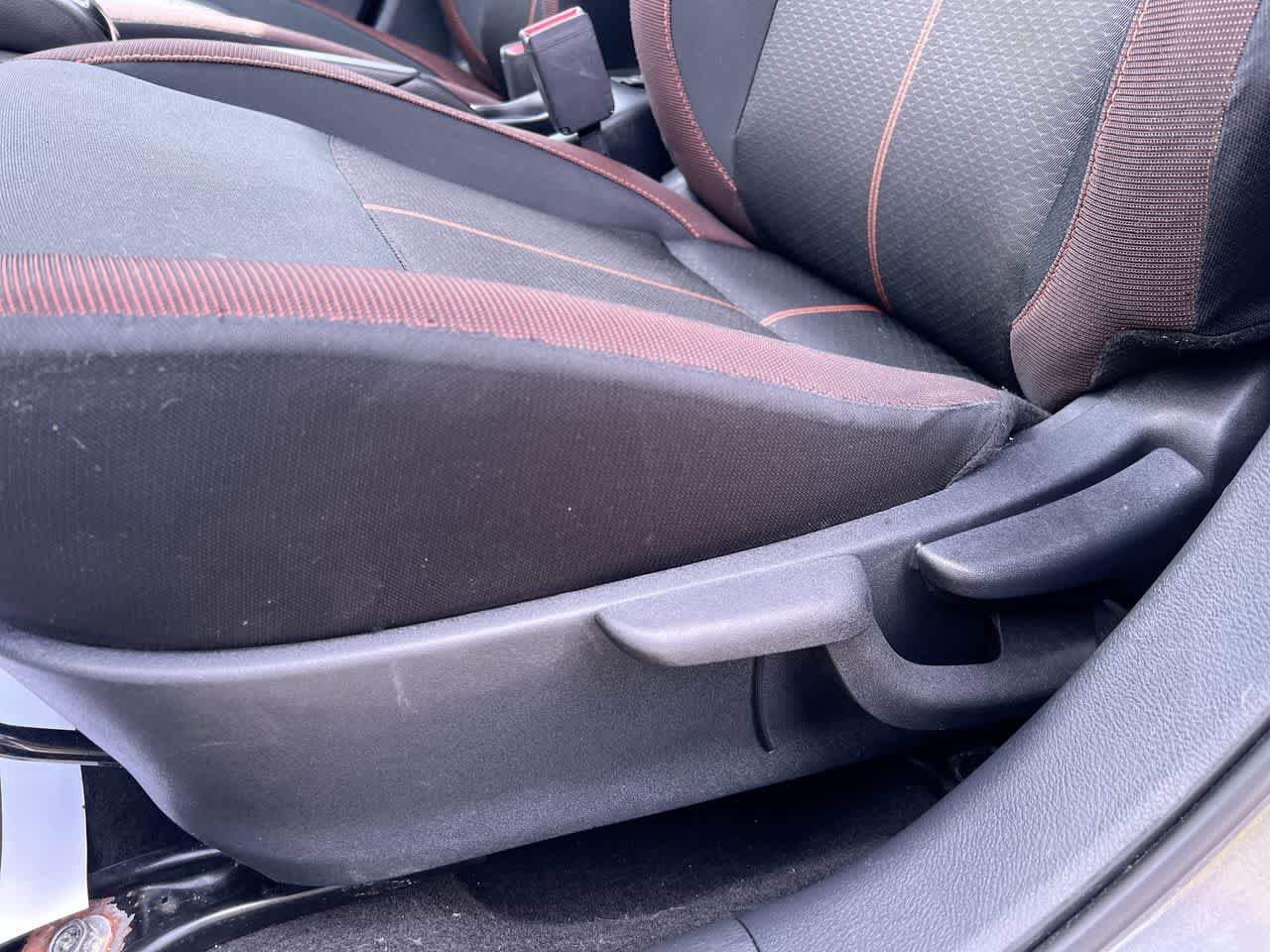 Used 2022 Nissan Versa SR w/ Convenience Package FWD image 12
