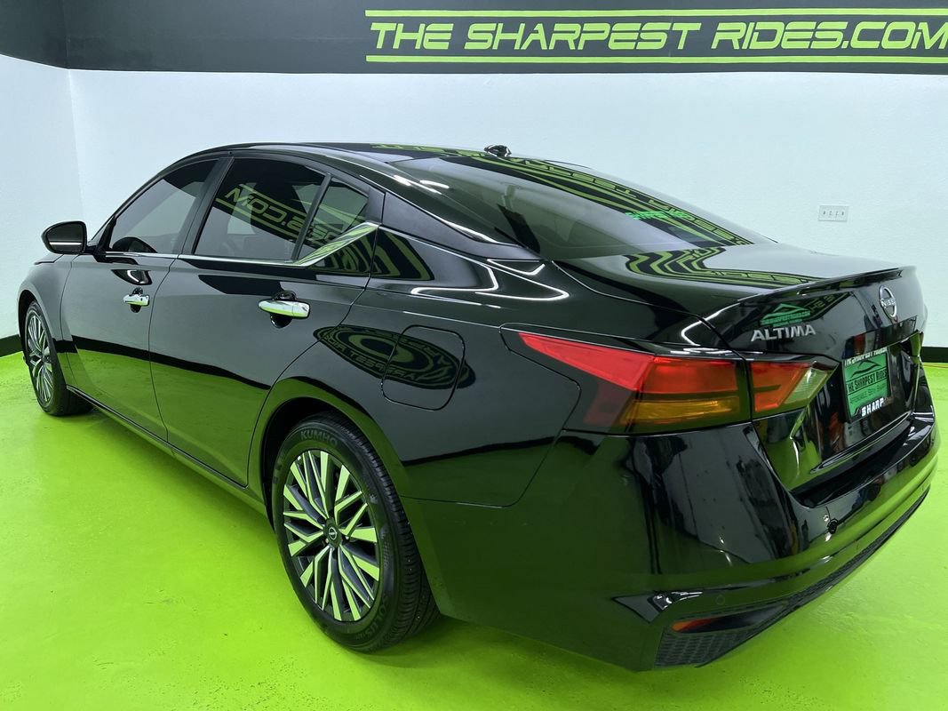 Used 2025 Nissan Altima 2.5 SV FWD image 7