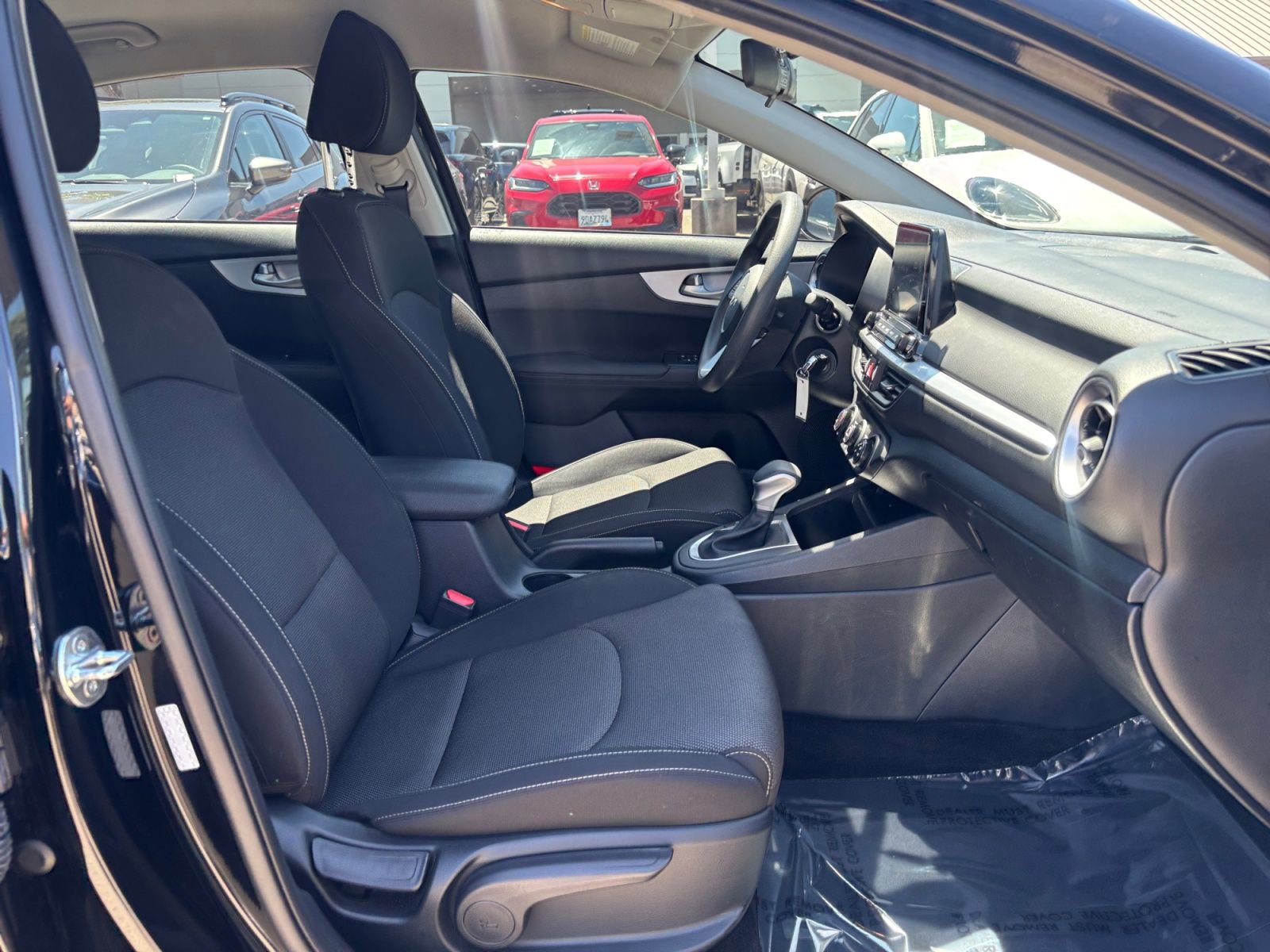 Used 2024 Kia Forte LXS FWD image 17
