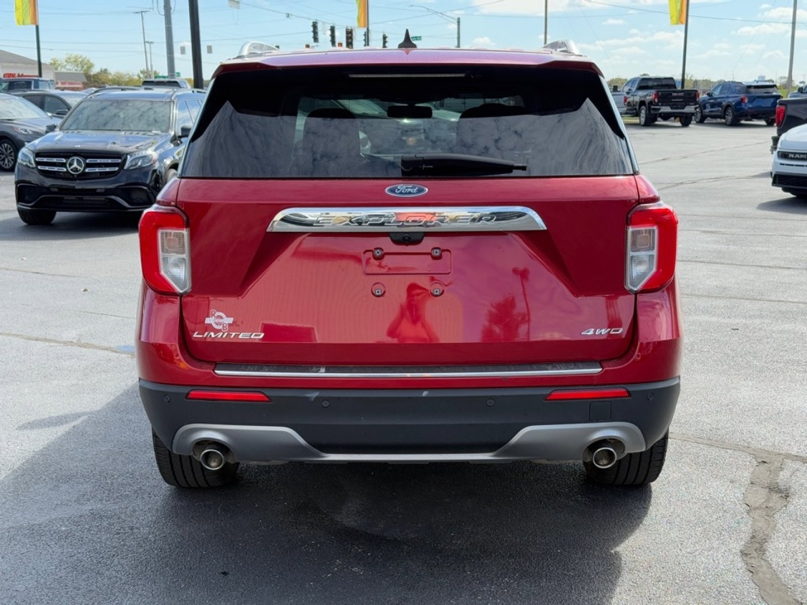 Used 2021 Ford Explorer Limited image 7