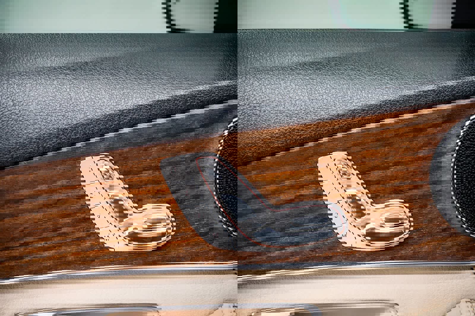 Used 2020 Mercedes-Benz C 300 Sedan image 20