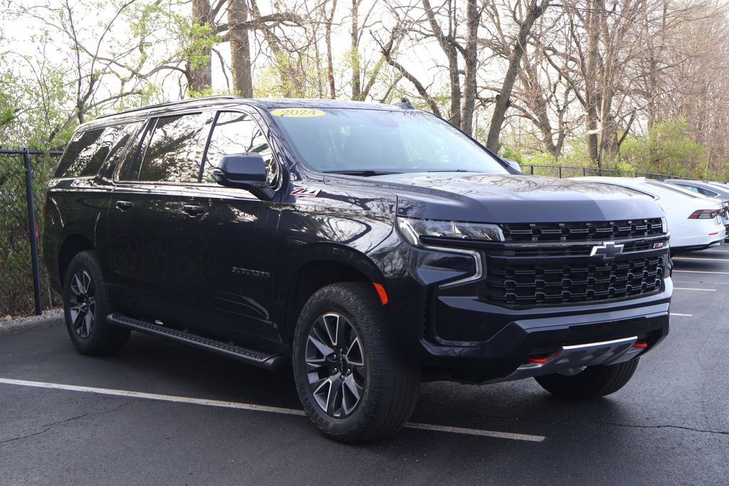 Certified 2024 Chevrolet Suburban Z71 w/ Off-Road Capability Package AWD/4WD image 11