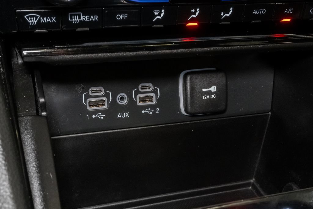 Used 2023 Jeep Grand Cherokee L Overland AWD/4WD image 25