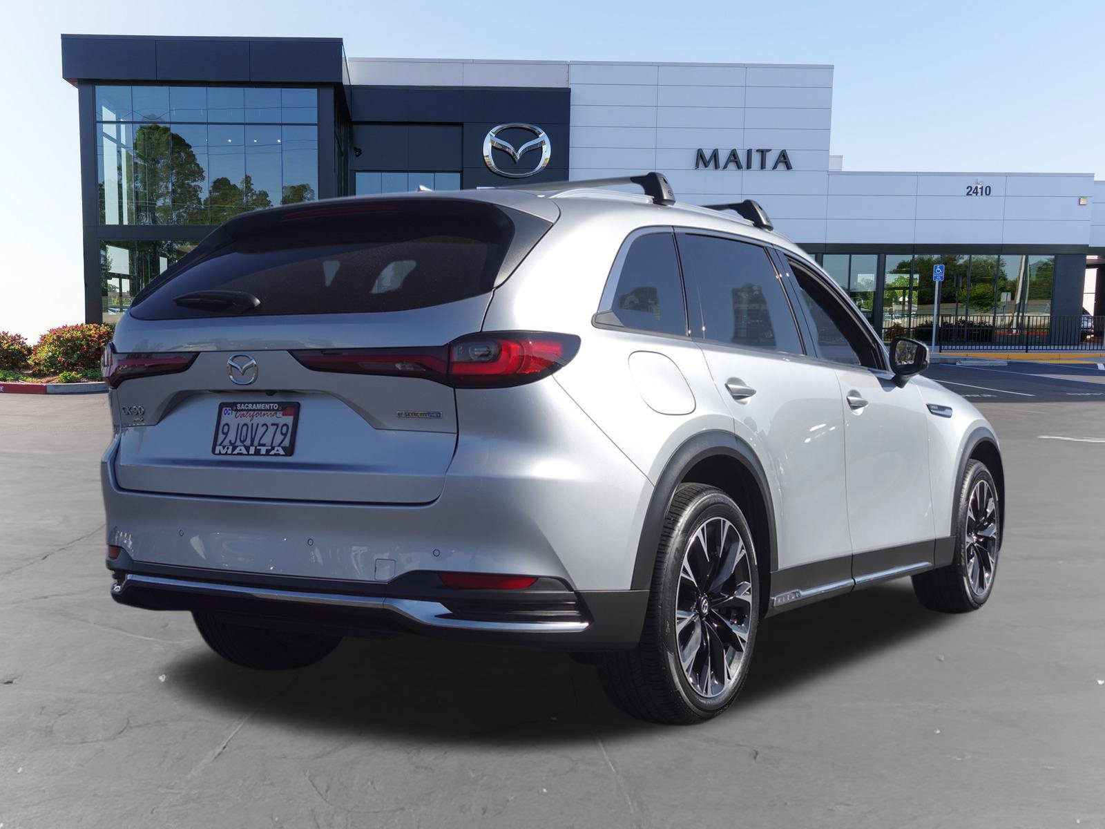 Certified 2024 MAZDA CX-90 Plug-In Hybrid w/ Premium Plus AWD/4WD image 4