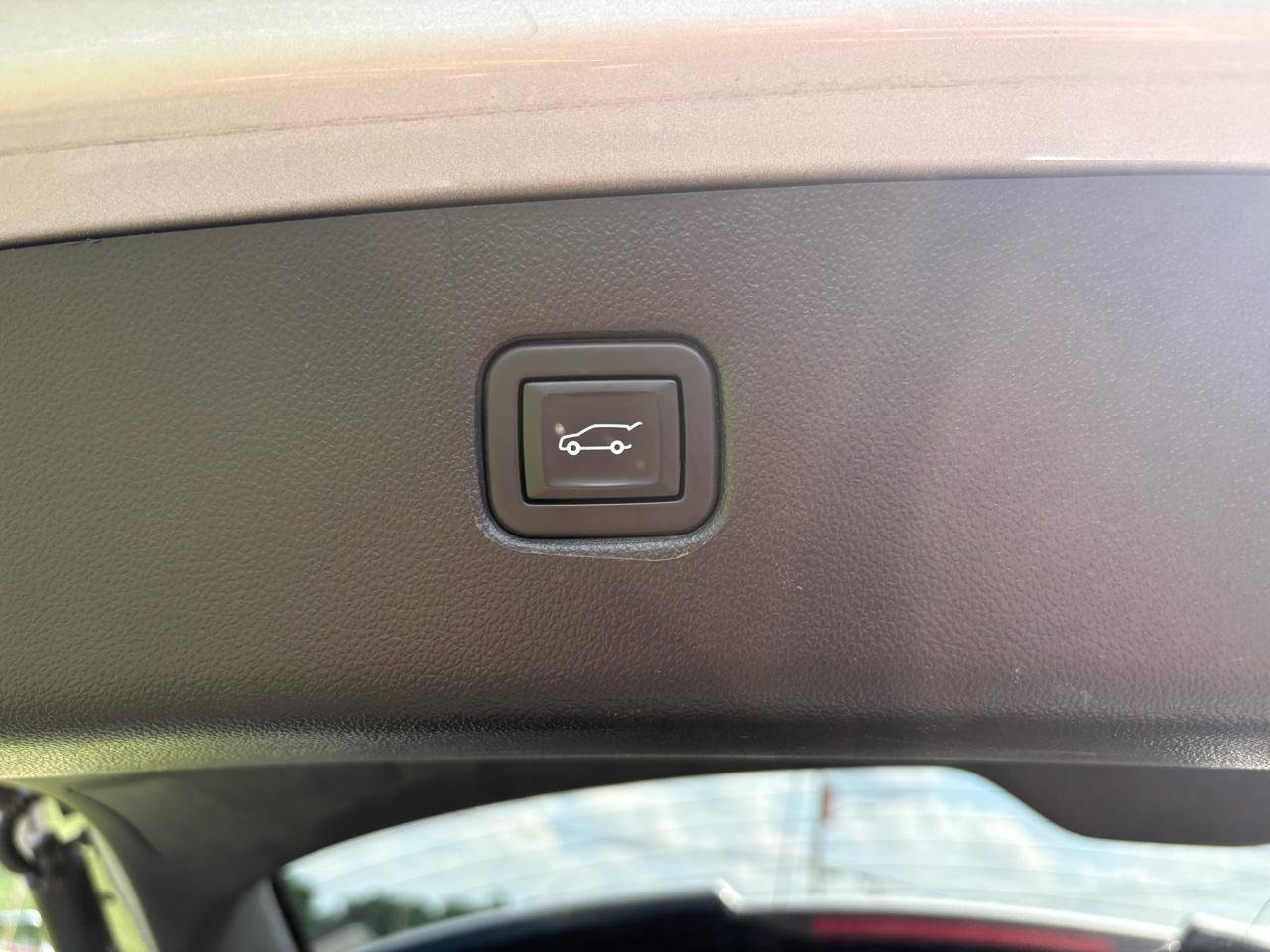 Used 2022 Chevrolet Blazer RS FWD image 5