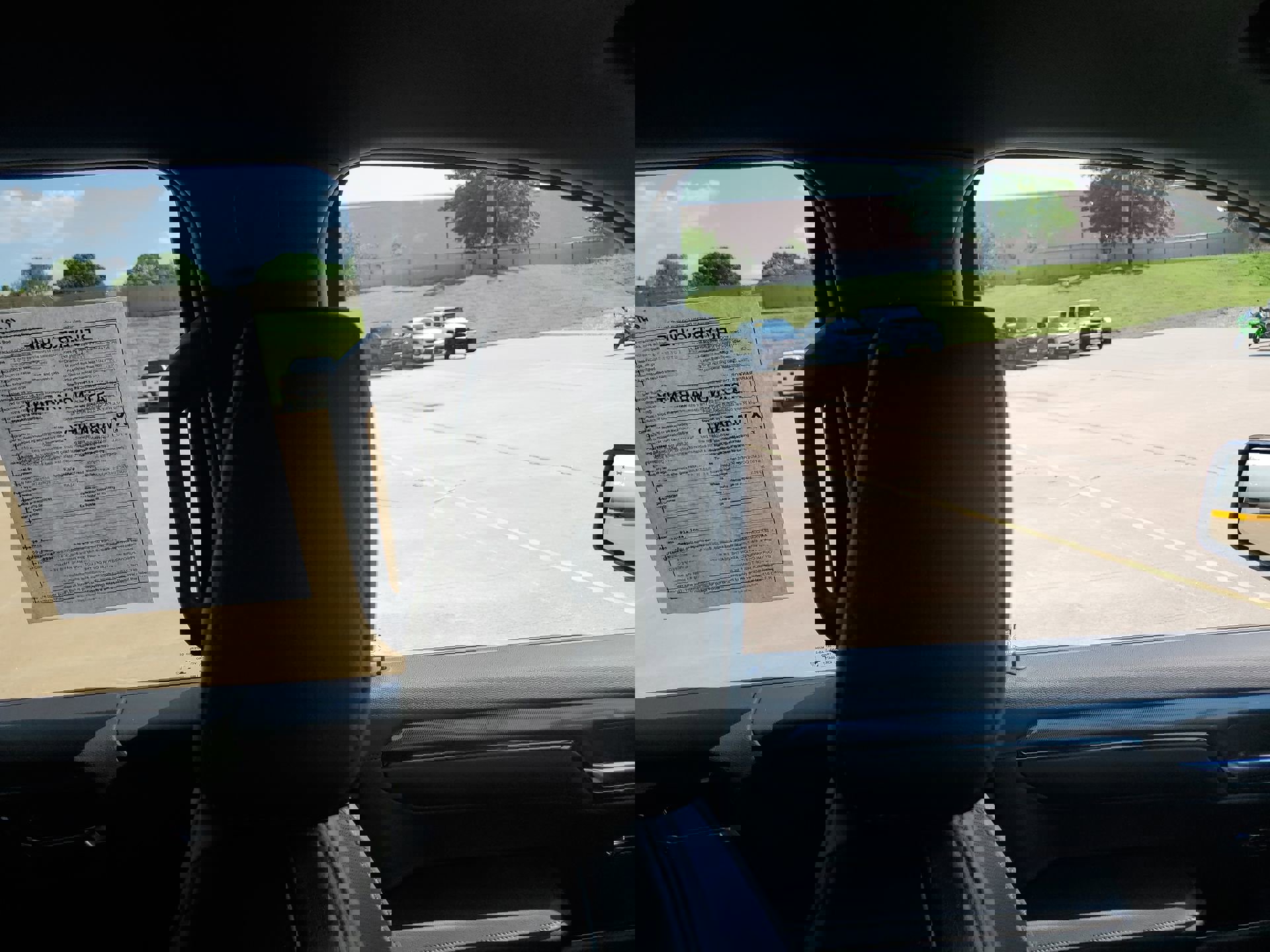 Used 2024 GMC Sierra 1500 AT4 w/ Technology Package image 16