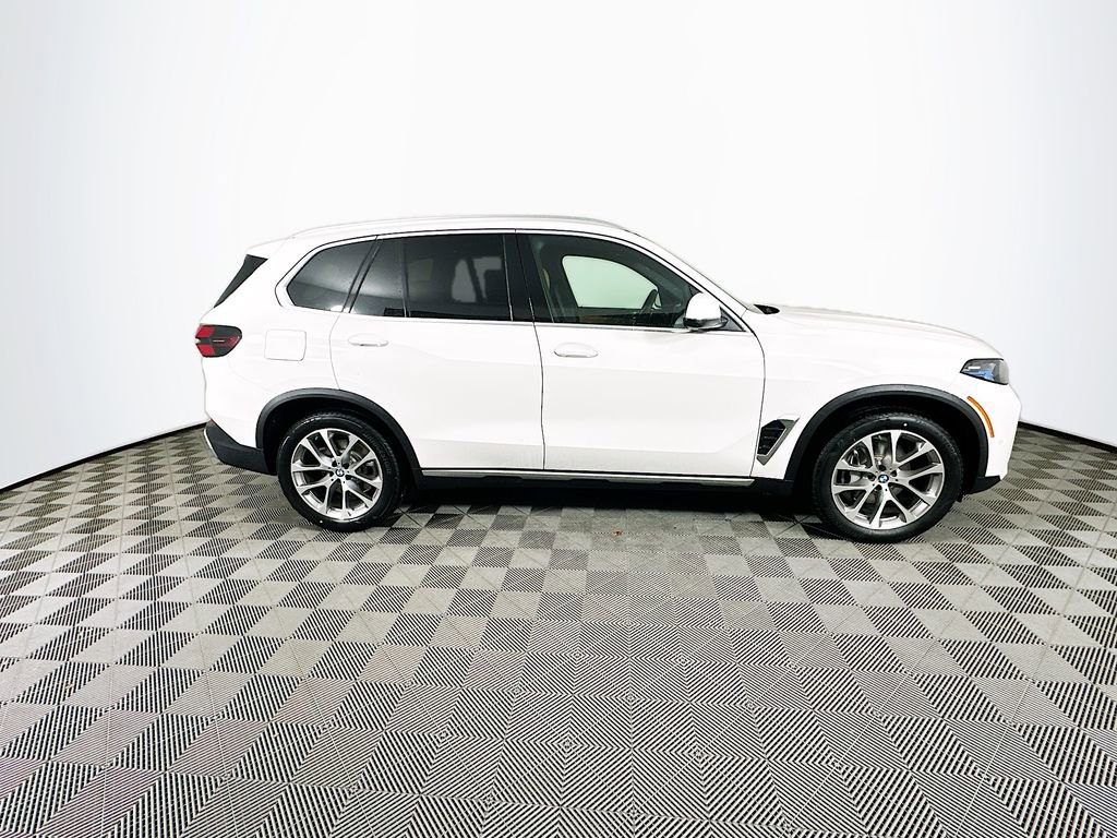 New 2026 BMW X5 xDrive40i image 10