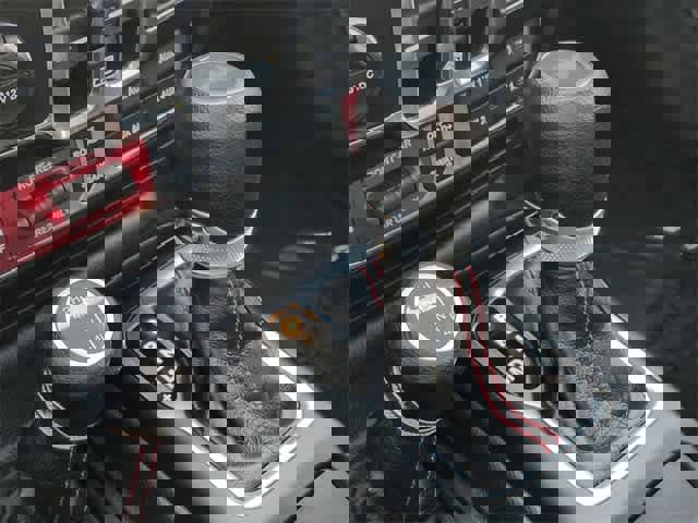 Used 2023 Jeep Wrangler Unlimited Rubicon w/ Cold Weather Group image 32