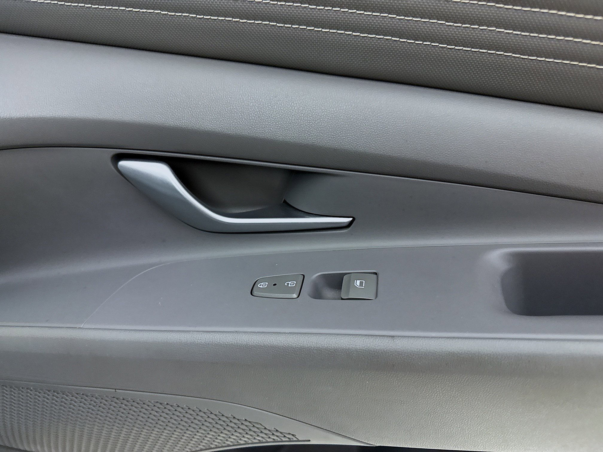 Used 2022 Hyundai Elantra SEL w/ Convenience + Premium Package image 30