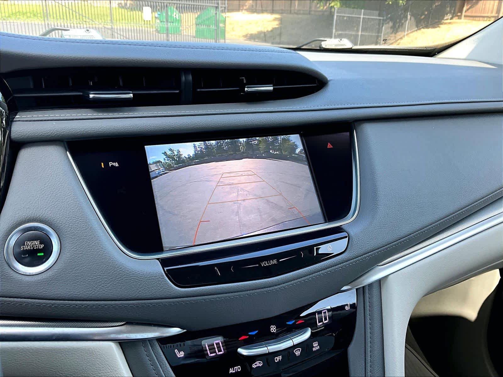 Used 2018 Cadillac XT5 Luxury w/ Driver Awareness Package AWD/4WD image 23