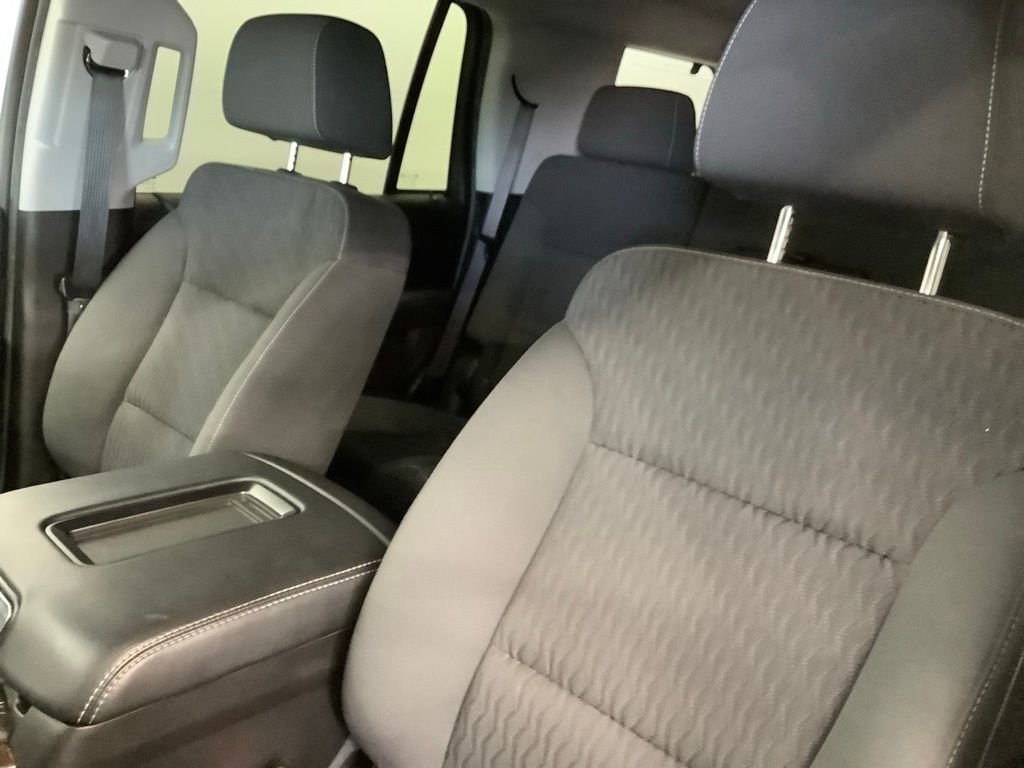Used 2019 Chevrolet Tahoe LS w/ Enhanced Driver Alert Package AWD/4WD image 11