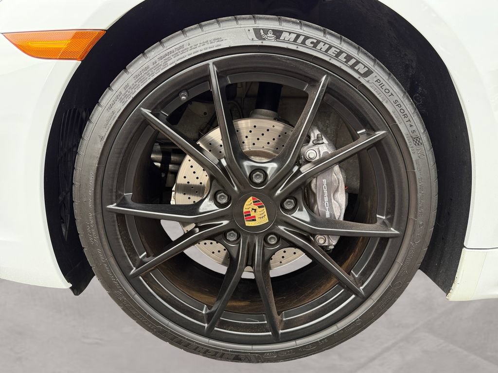 Used 2019 Porsche 718 Cayman RWD image 14