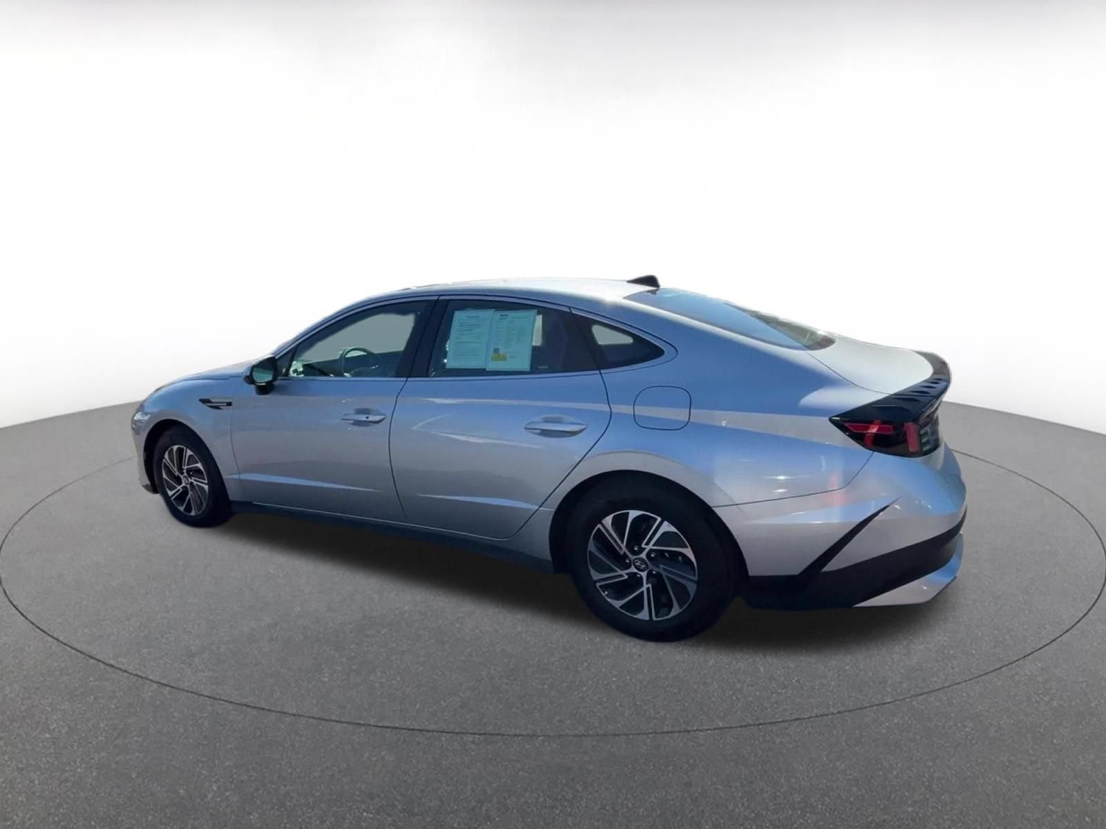 Used 2026 Hyundai Sonata Blue FWD image 12