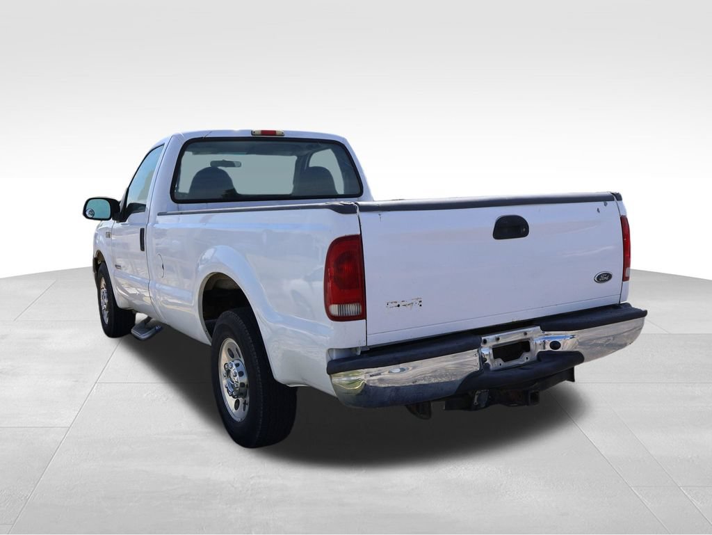 Used 2005 Ford F250 2WD Regular Cab Super Duty image 23