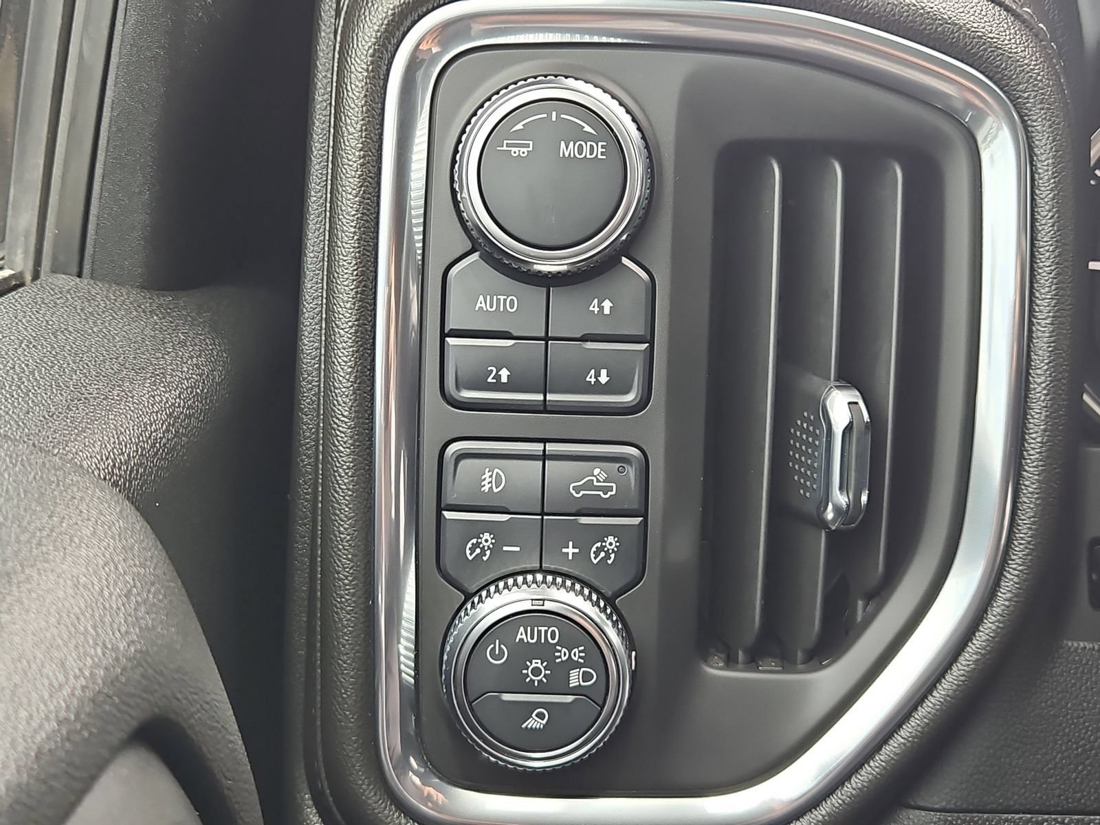 Used 2022 GMC Sierra 2500 Denali w/ Denali Ultimate Package AWD/4WD image 32