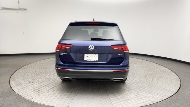 Used 2021 Volkswagen Tiguan SEL w/ 2-Row Tiguan MDO Package AWD/4WD image 3