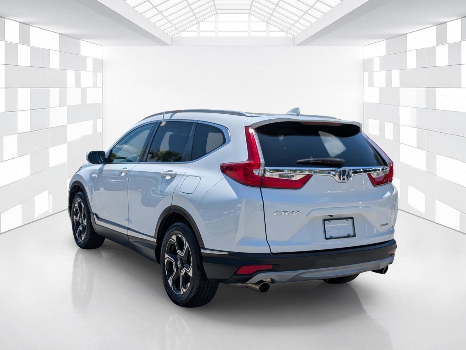 Used 2019 Honda CR-V Touring image 5