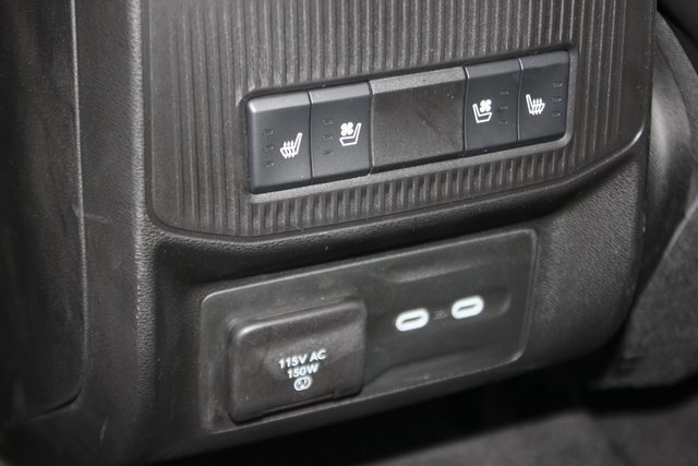 Used 2024 Jeep Wagoneer Launch Edition image 25