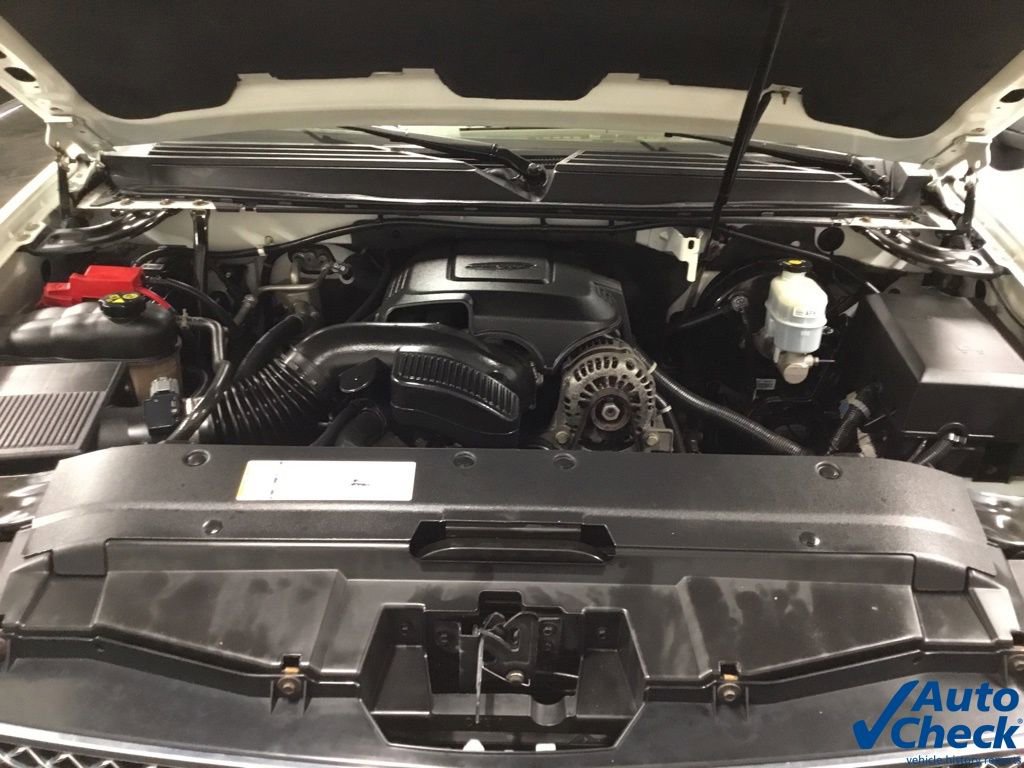 Used 2011 Chevrolet Avalanche LTZ image 54