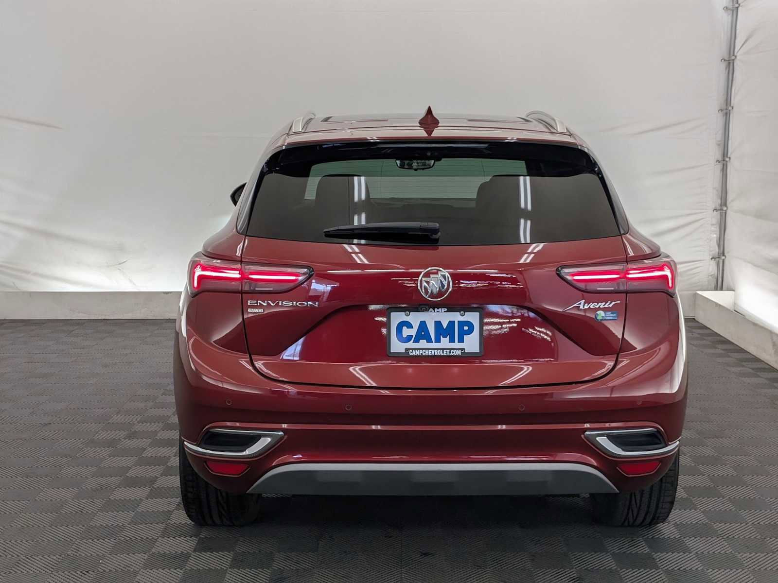 Used 2022 Buick Envision Avenir w/ Technology Package II image 5