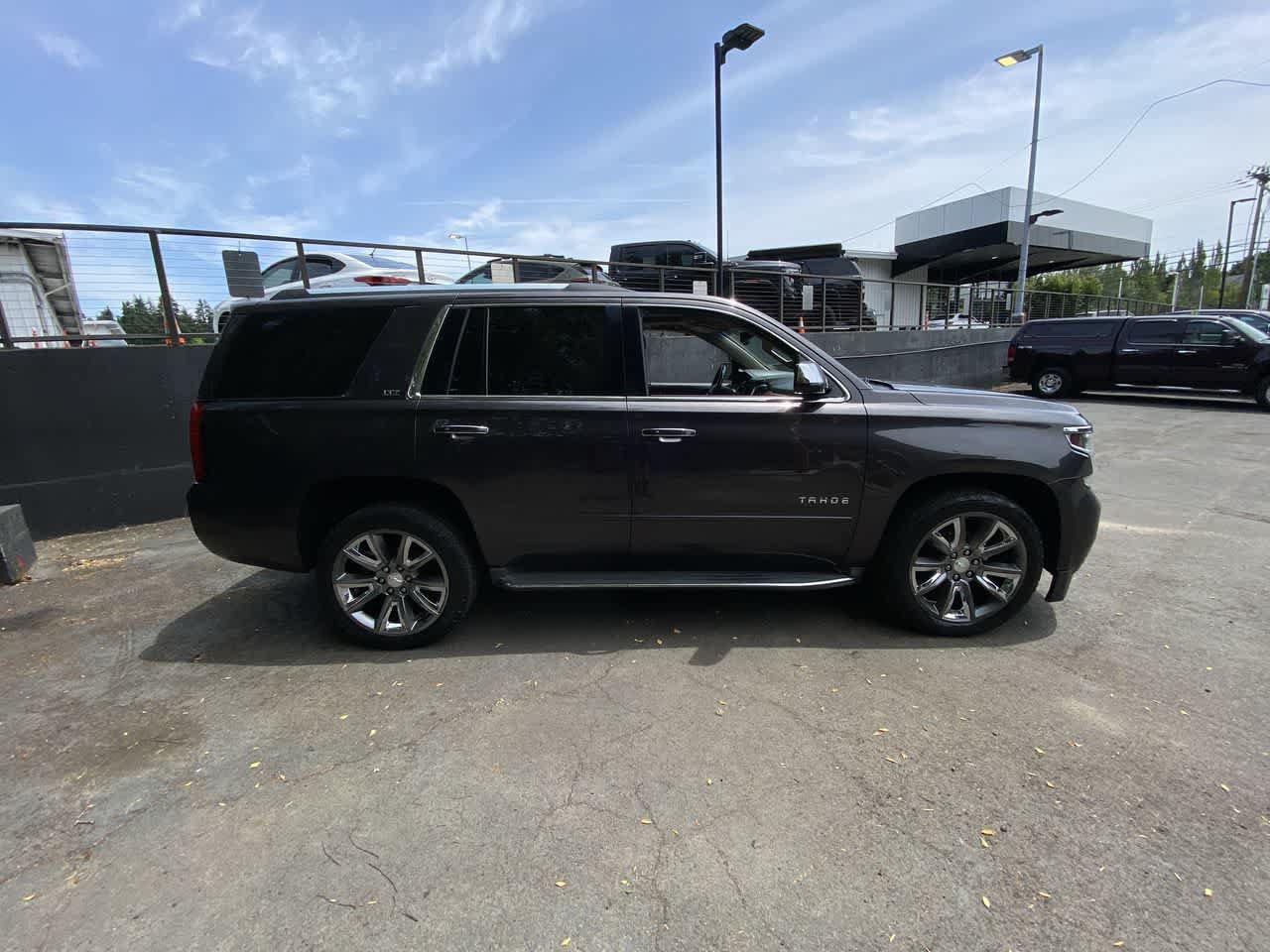 Used 2015 Chevrolet Tahoe LTZ AWD/4WD image 7
