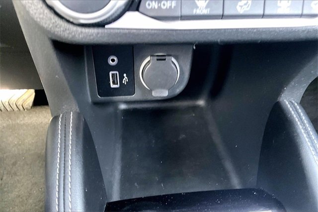 Certified 2020 Nissan Kicks SR w/ SR Premium Package image 29