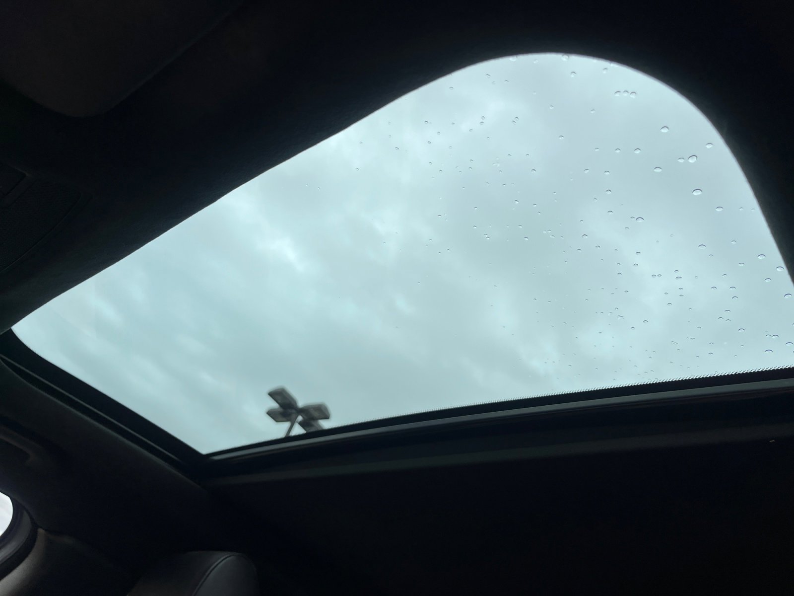 Used 2017 INFINITI QX30 Sport w/ Sport Leather Package image 33