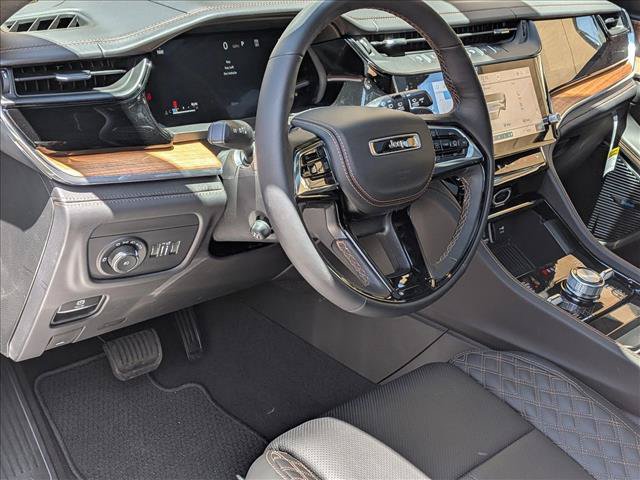 New 2026 Jeep Grand Cherokee Summit AWD/4WD image 3