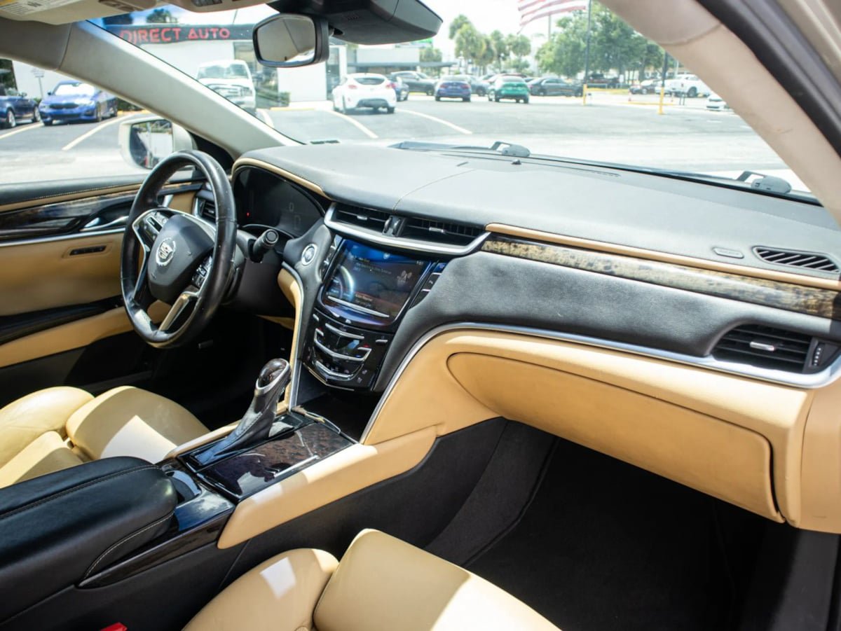 Used 2013 Cadillac XTS Premium FWD image 16