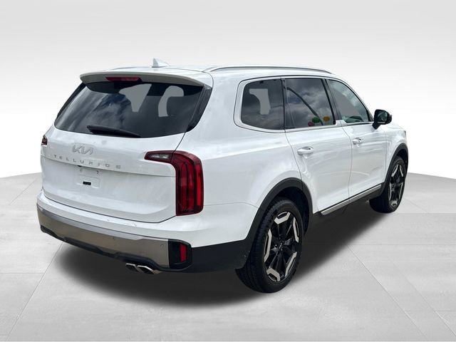 Used 2025 Kia Telluride S image 10
