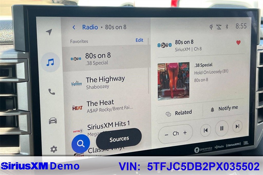 Used 2023 Toyota Tundra Limited image 31