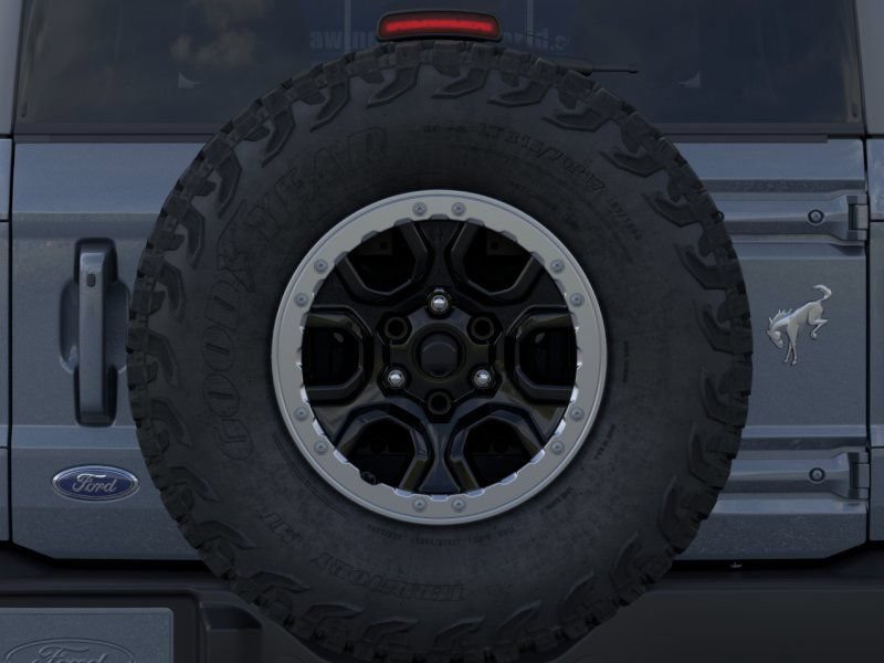 New 2025 Ford Bronco Outer Banks w/ Sasquatch Package AWD/4WD image 24
