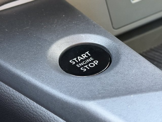 New 2027 Nissan Sentra SR w/ SR Premium Package FWD image 22