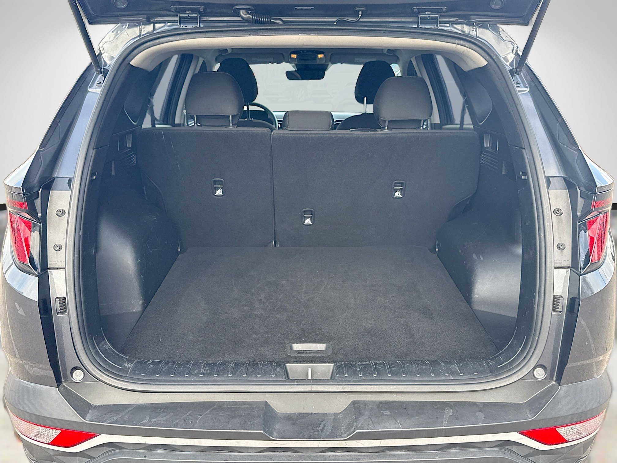 Used 2022 Hyundai Tucson SE image 11