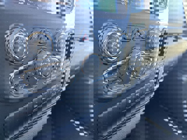 Used 2014 RAM 1500 Big Horn image 11