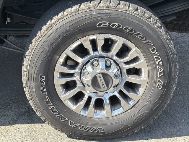 Used 2021 Ford F250 XLT w/ XLT Premium Package AWD/4WD image 6