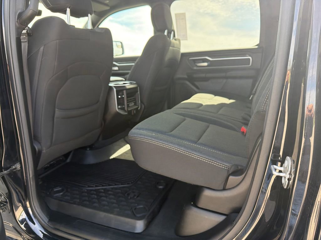 Used 2020 RAM 1500 Big Horn AWD/4WD image 16