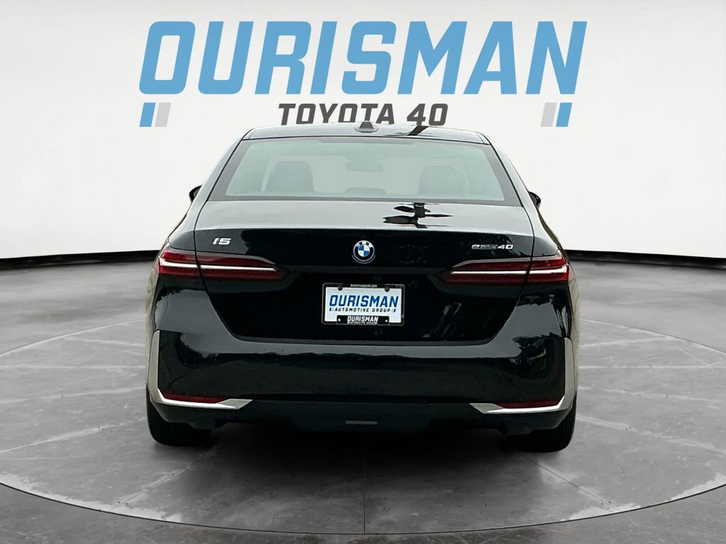 Used 2024 BMW i5 eDrive40i image 6