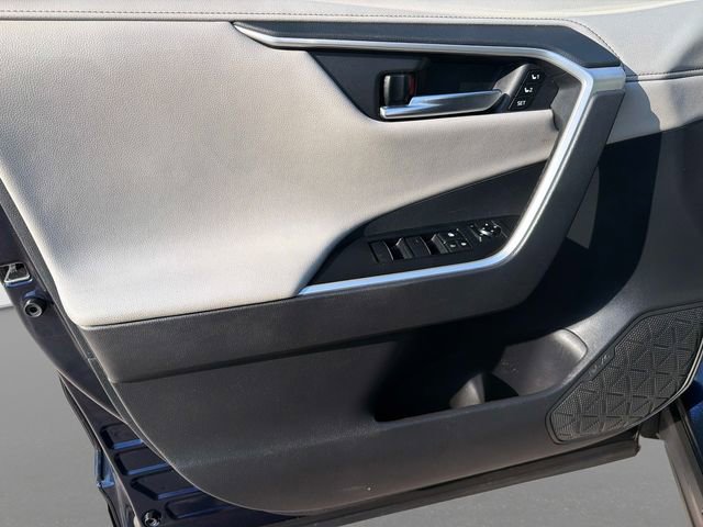 Used 2019 Toyota RAV4 Limited w/ All Weather Liner Package AWD/4WD image 18