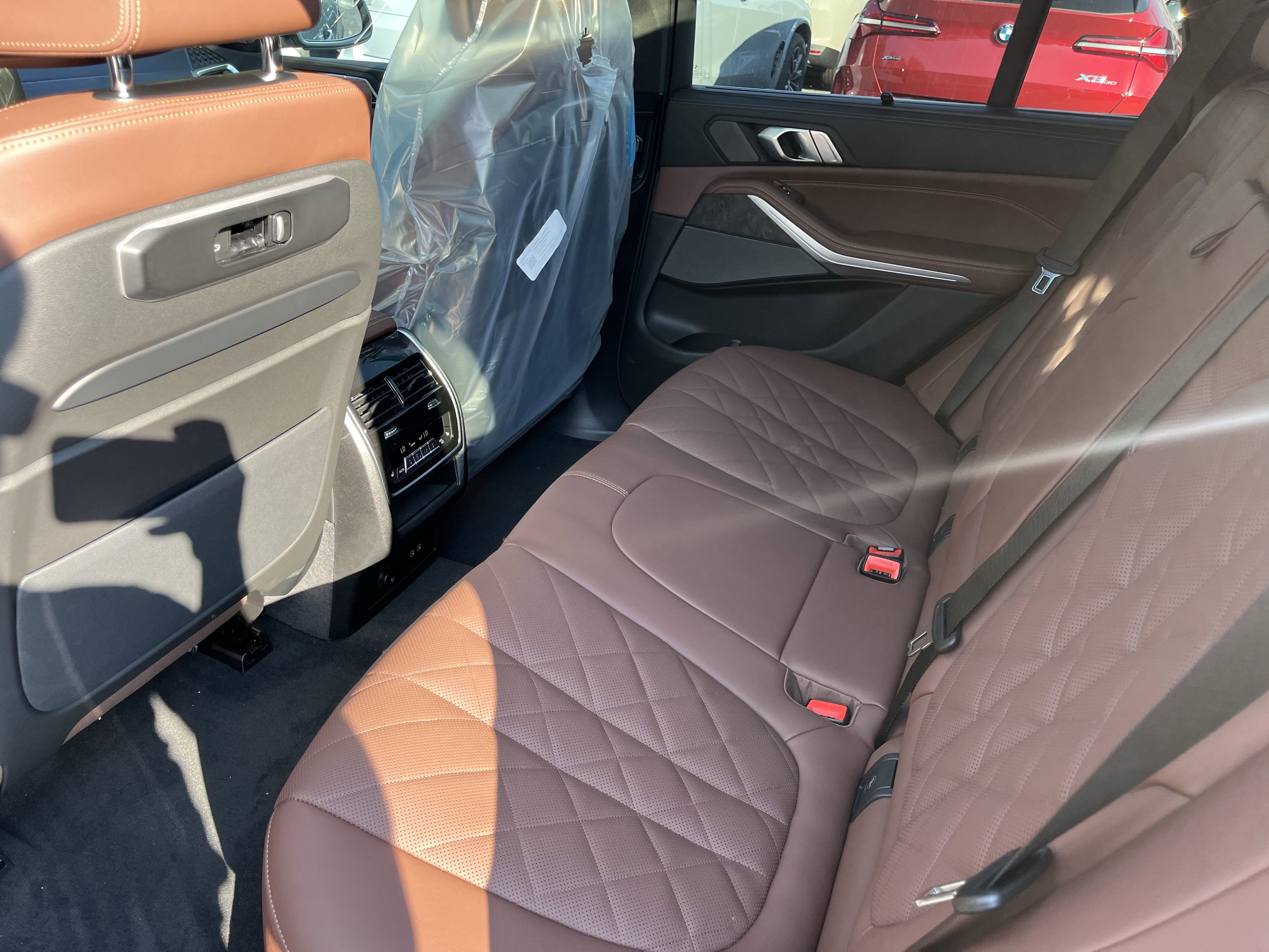 Used 2026 BMW X5 xDrive50e image 18