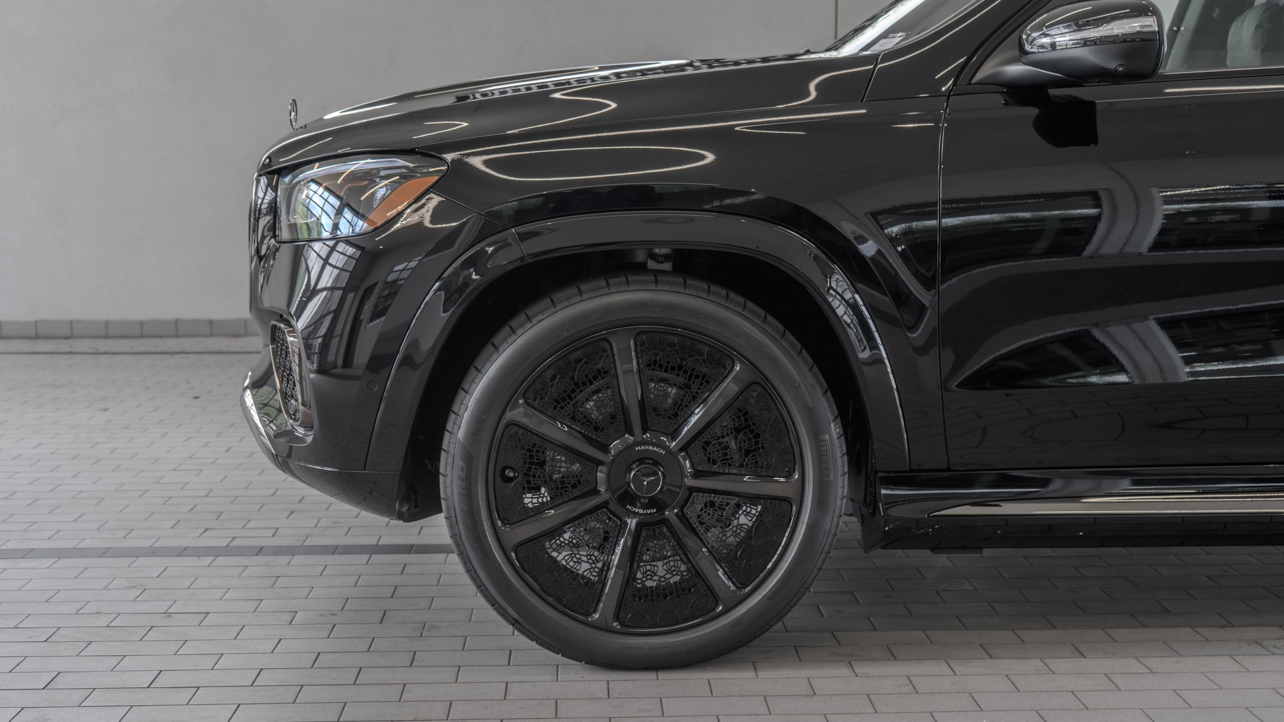 New 2026 Mercedes-Benz Maybach GLS 600 4MATIC image 4