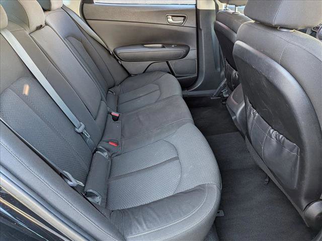 Used 2017 Kia Optima LX image 19