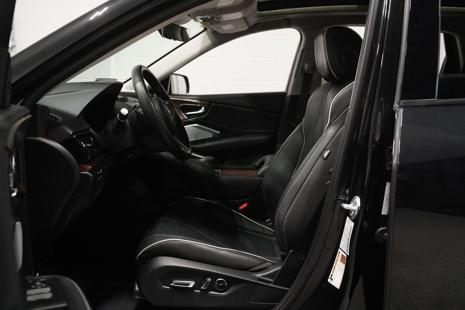 Used 2023 Acura RDX w/Advance Package image 12