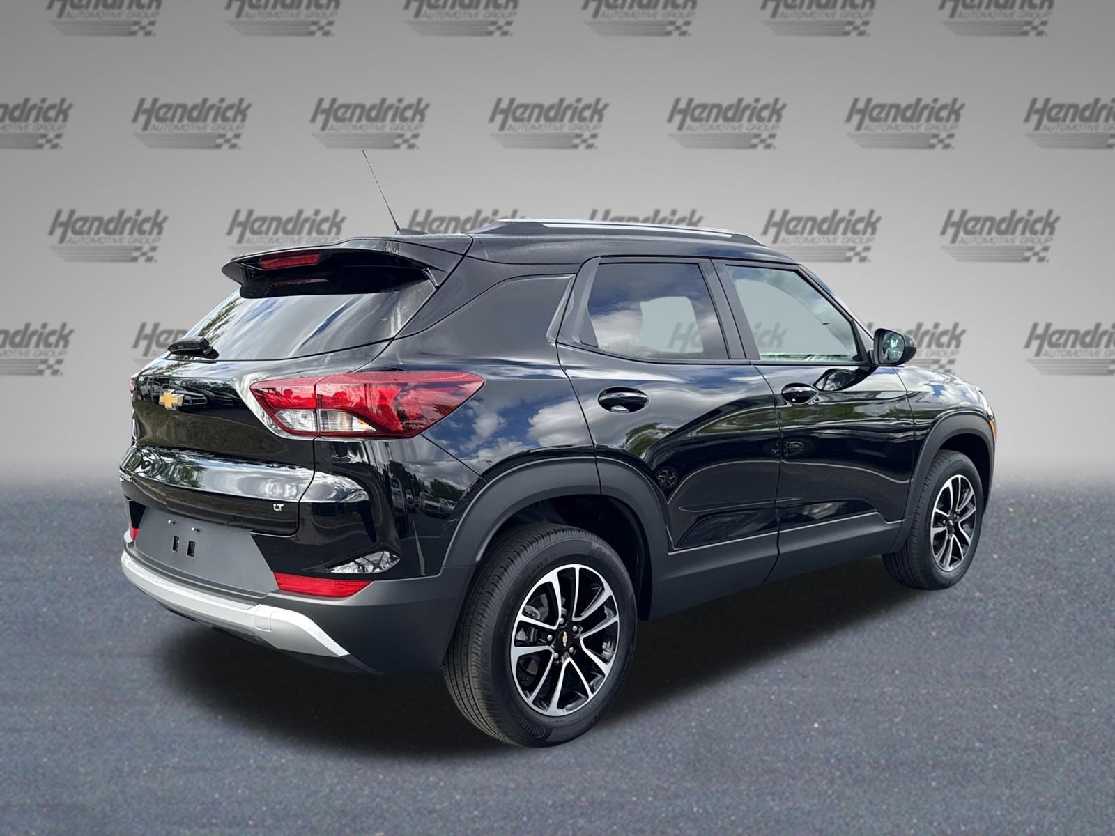 Used 2025 Chevrolet TrailBlazer LT image 10