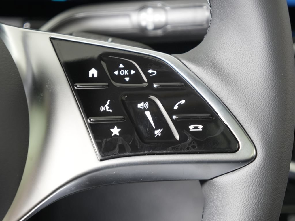 New 2026 Mercedes-Benz GLA 250 4MATIC image 18