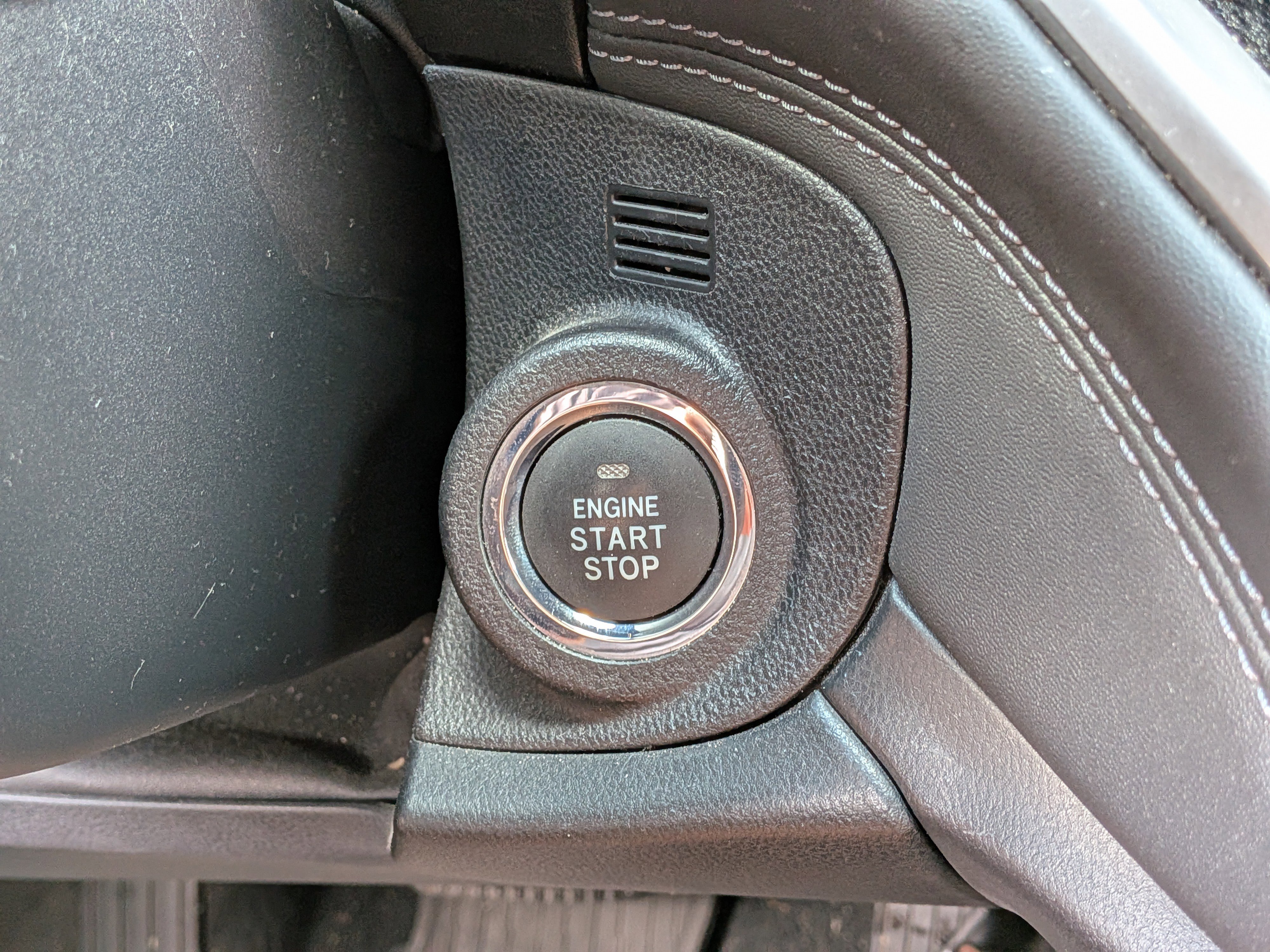 Used 2022 Subaru Outback Premium image 30