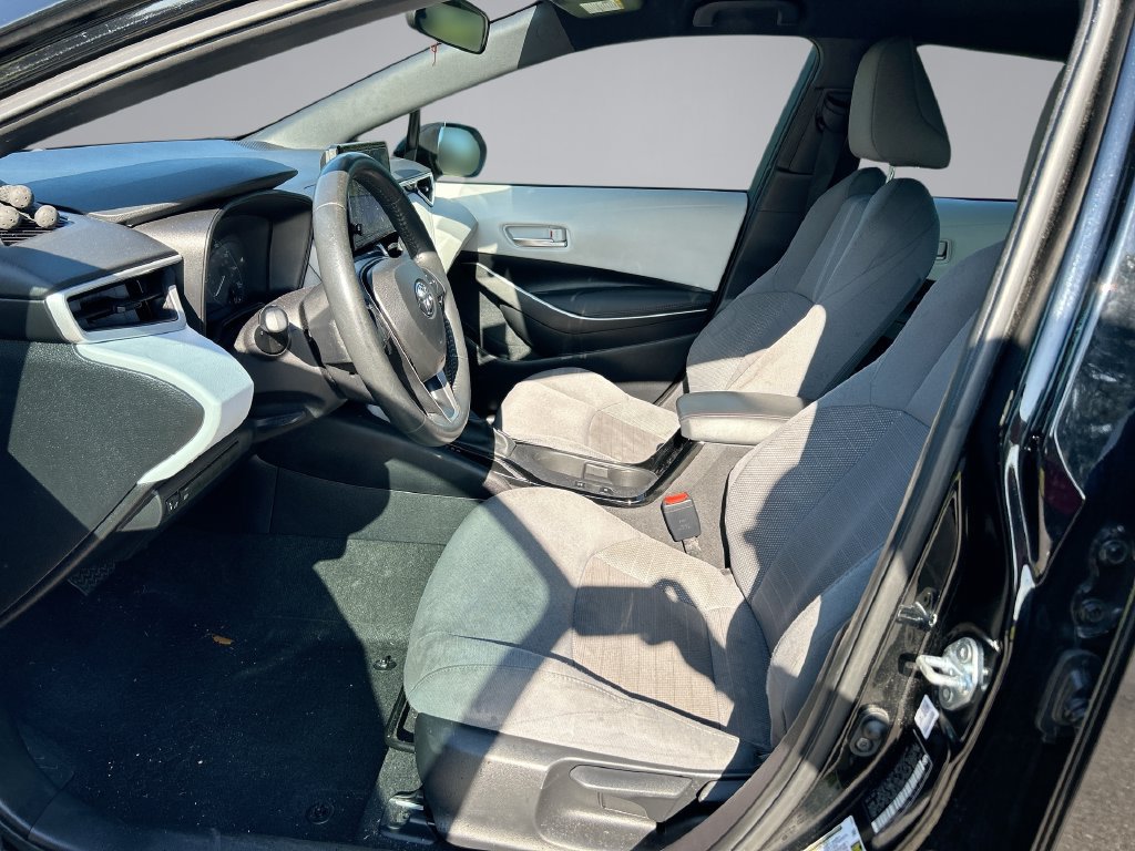 Used 2025 Toyota Corolla SE FWD image 11